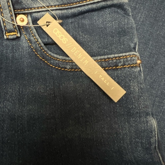 ASOS High Rise Stylish Blue Distressed Jeans - Picture 5 of 7